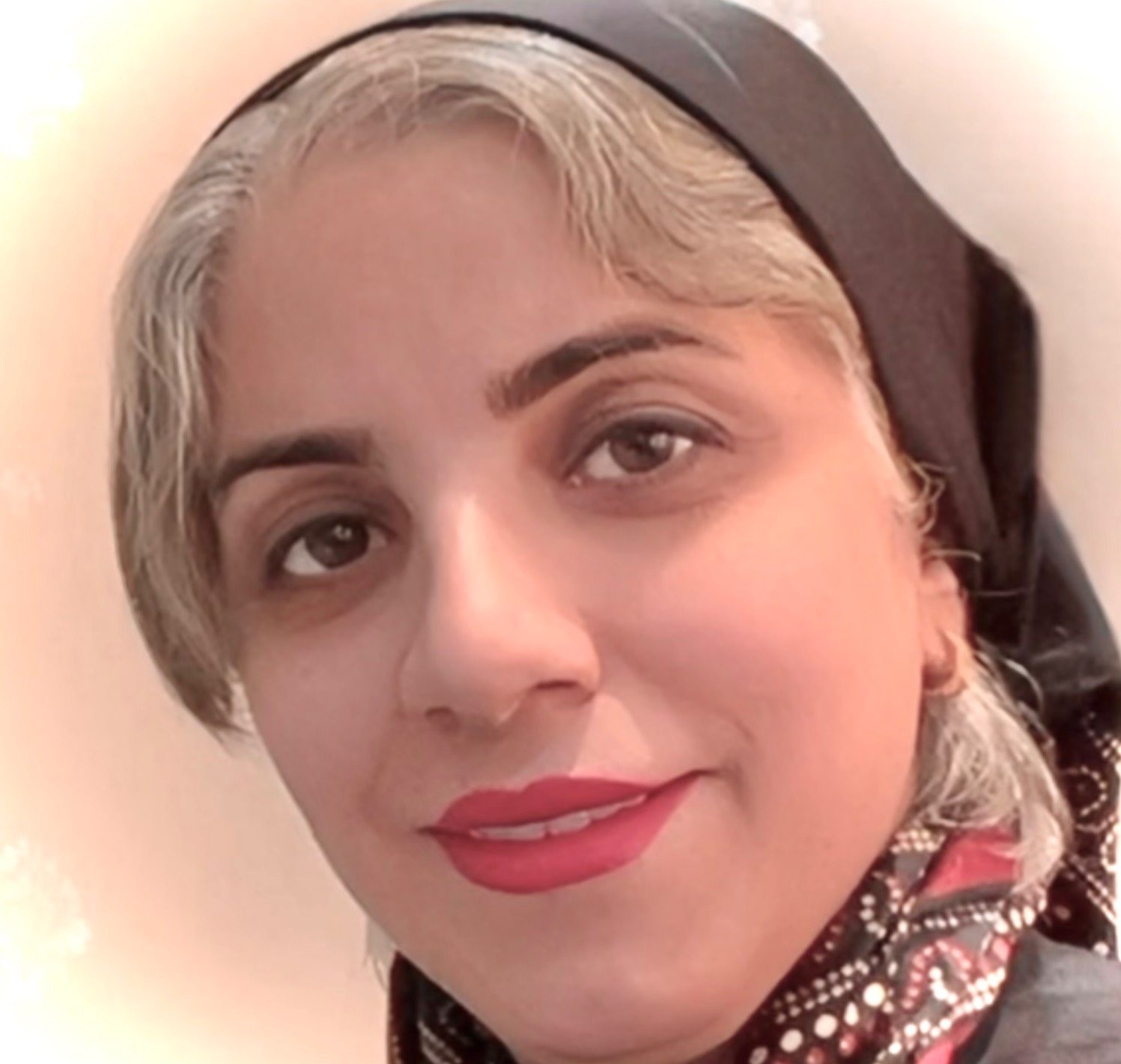 هانیه آصفی